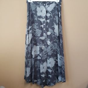 Jones new York maxi long dress skirt button down